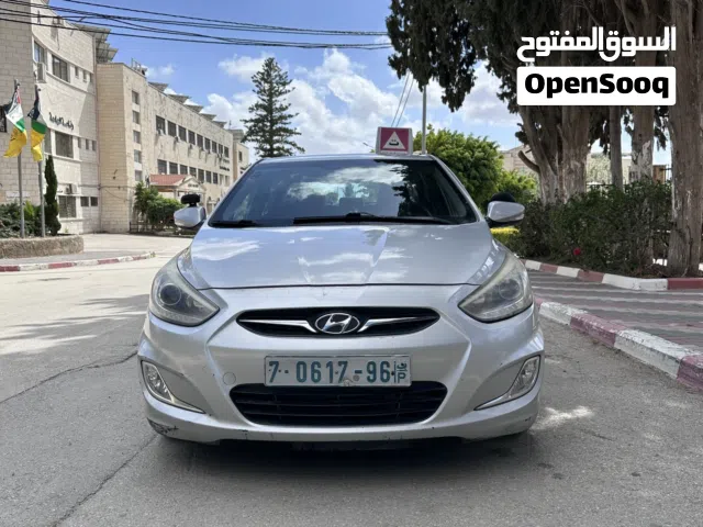 2014 Hyundai Accent Standard