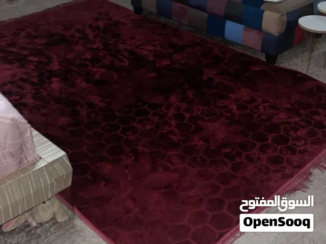 موكيت وسجاد للبيع بحال جديد
