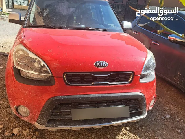 Kia soul 2011 في مجال بالسعر للمعني ما فيها قص او ضربات بالشصي السيارة نظيفة صلاة النبي