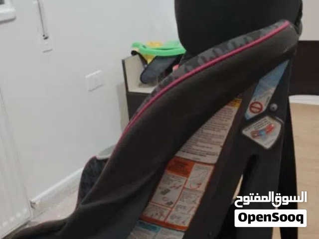 مقعد اطفال للسيارة