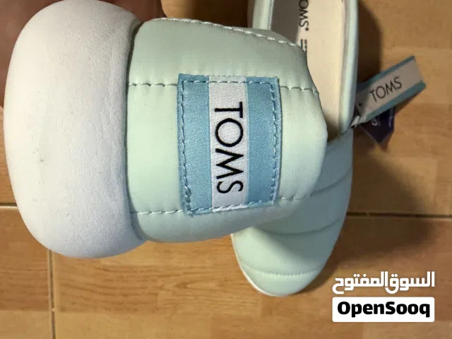 حذاء TOMS أصلي – نسائي