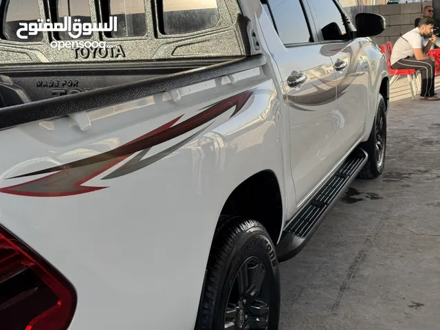 للبيع تيوتا هايلوكس 2023 فورويل كاز
