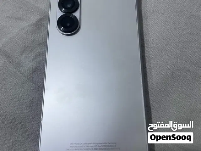 Samsung Galaxy Z Fold6 256GB Gray Pristine condition