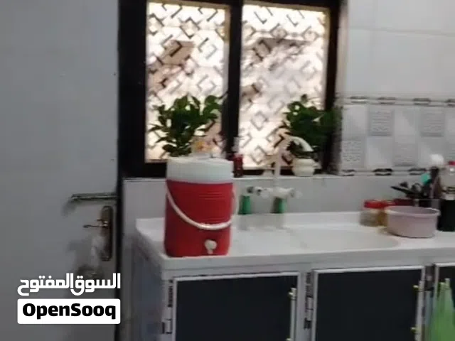 150 m2 2 Bedrooms Townhouse for Sale in Basra Sabkhat Al Arab