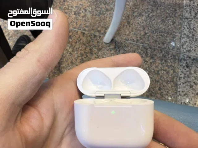 للبيع AirPods 4 (نسخة ANC – عزل الضوضاء)