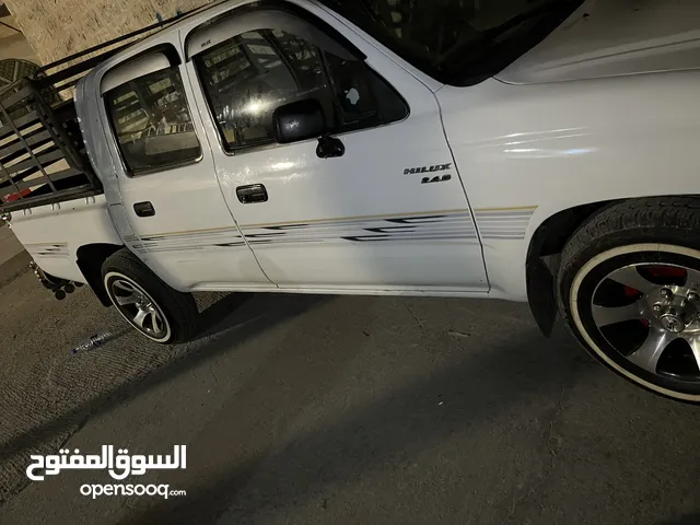 تيوتا هايلوكس غمارة