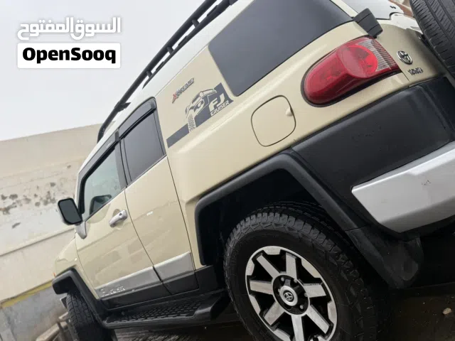 Used Toyota FJ in Tripoli
