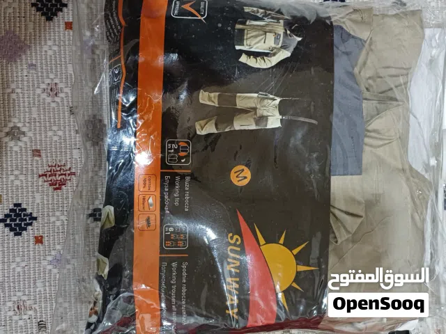 بدلات عمل جديدة