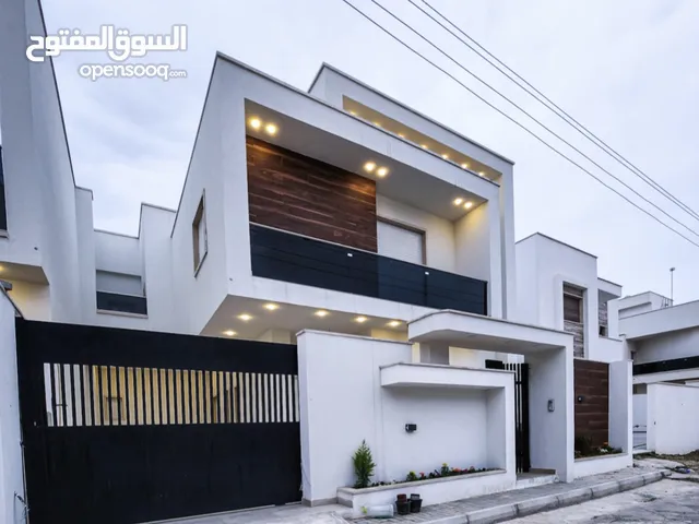400 m2 5 Bedrooms Townhouse for Sale in Tripoli Al-Serraj