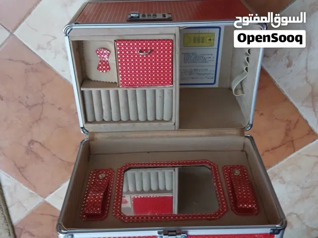 Red Other for sale  in Benghazi