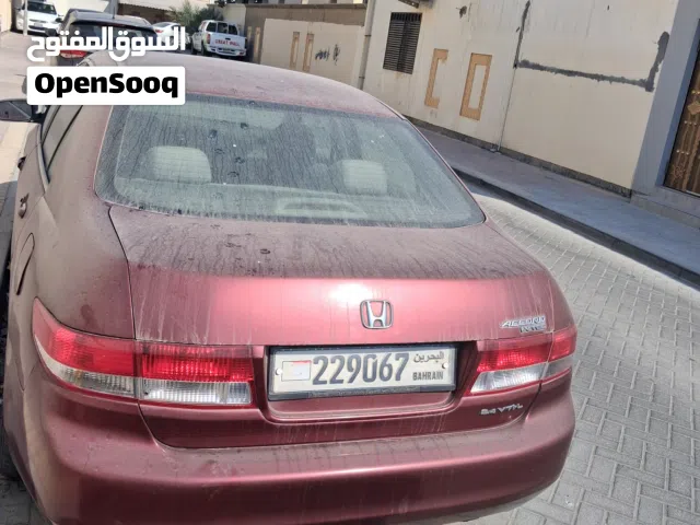 للبيع هوندا أكورد موديل 2004