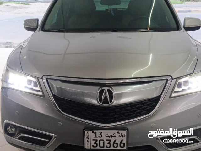 2015 اكيورا MDX Standard