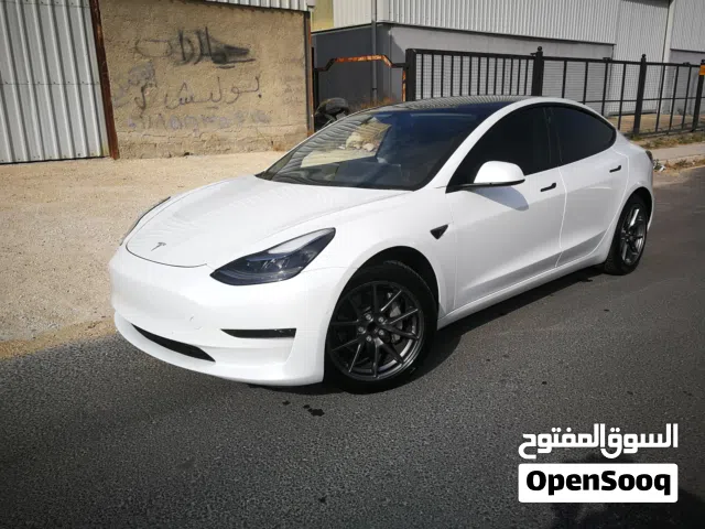 2022 تيسلا موديل 3 Standard Plus