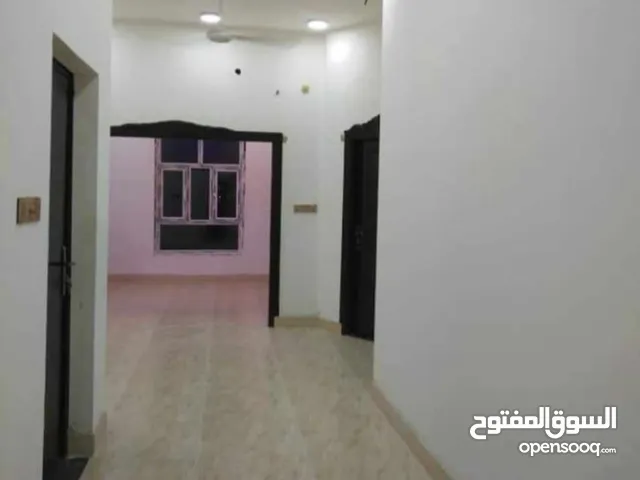 125 m2 2 Bedrooms Apartments for Rent in Basra Jubaileh