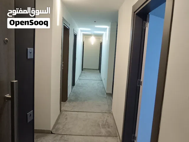 189 m2 3 Bedrooms Apartments for Rent in Erbil Sarbasti