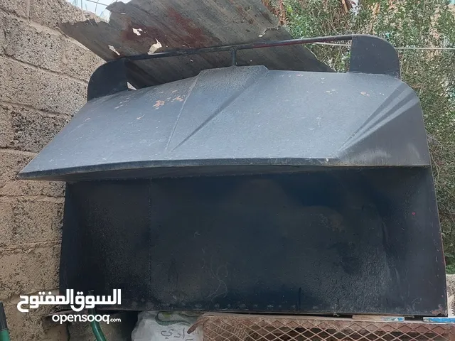 صندوق تاكوما للبيع نضيف شبه جديد( صندوق تاكوما _ صندقه تاكوما _ قفص تاكوما ) يركب من موديل2006 وفوق