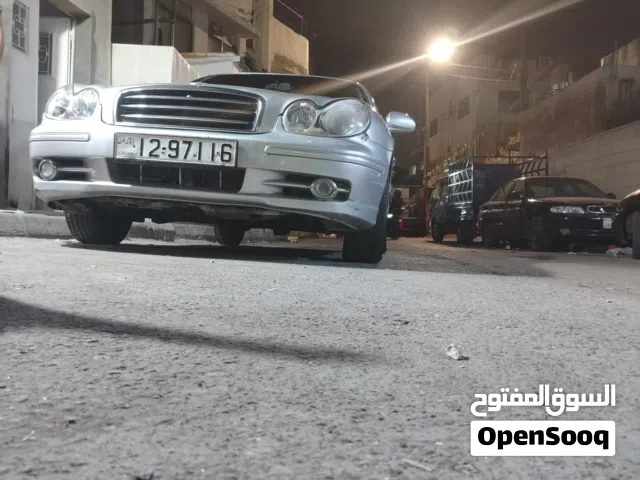 2004 هيونداي سوناتا Standard