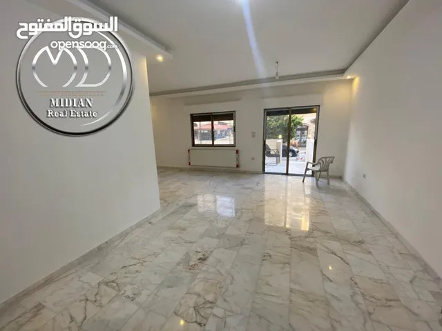 شقة ارضية جديدة للبيع ضاحية الامير راشد مساحة 180م مع ترس وحديقة 130م تشطيب سوبر ديلوكس