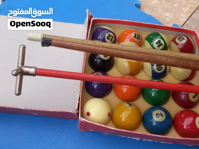 كور طاولة بلياردو للبيع