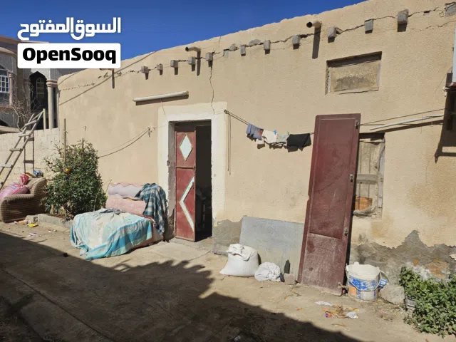 198 m2 More than 6 bedrooms Townhouse for Sale in Al Batinah Al Masnaah
