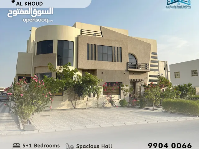 300 m2 5 Bedrooms Villa for Rent in Muscat Al Khoud