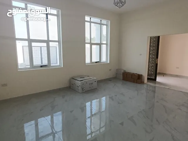 Unfurnished Yearly in Al Ain Al Agabiyya