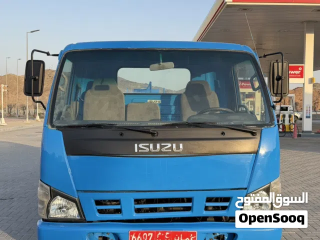 2008 ايسوزو اخرى