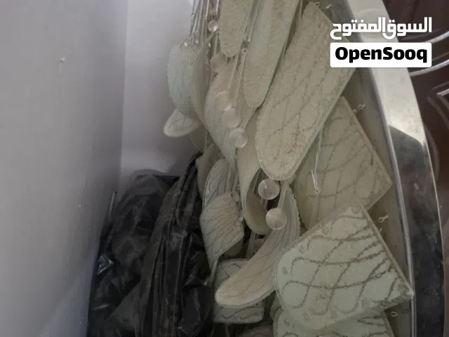 نجفة أو ثريا كبيرة مع اسبيكر بلوتوث داخلي