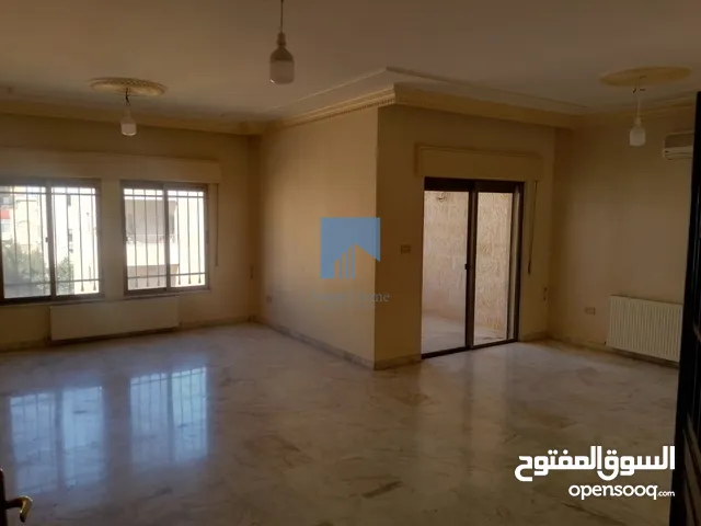 شقة مميزة للبيع في أم السماق - خلف مدارس الدر المنثور طابق ثالث 200م تشطيب سوبر ديلوكس