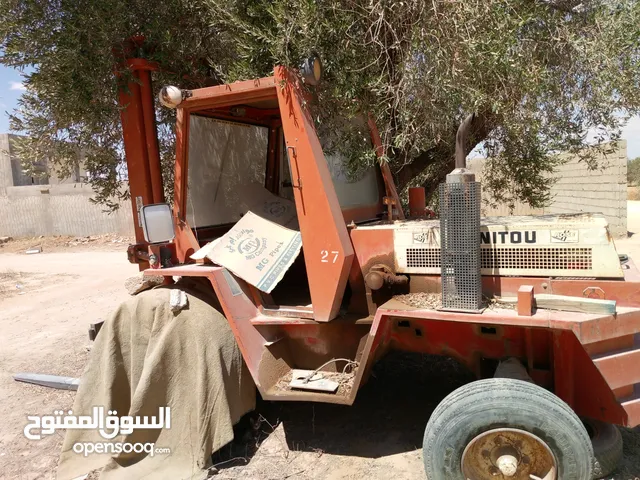 2002 Forklift Lift Equipment in Tripoli