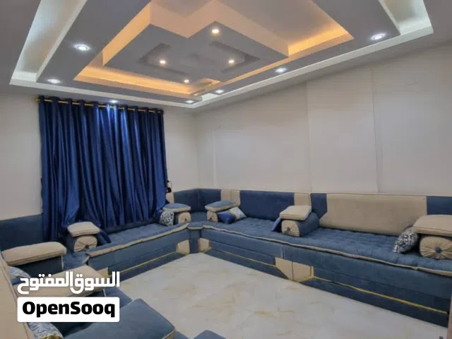 شقة مفروشة VIP للإيجار صنعاء بيت بوس 4 غرف جاهزة للسكن فورًا 500 $ فقط