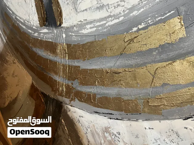 لدي لوحة جميلة مميزة وأسعارهم مناسبة