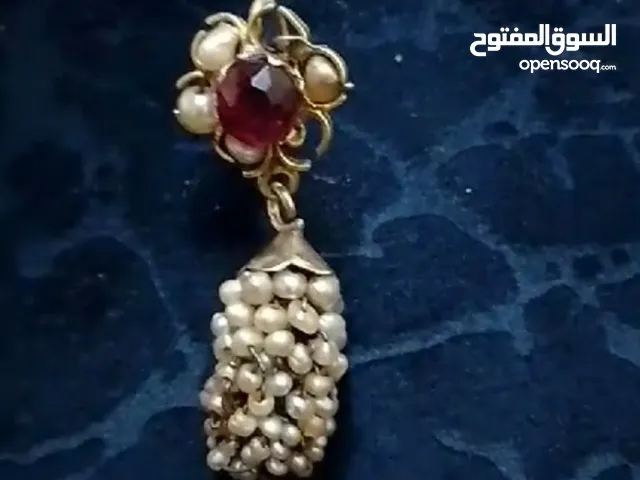 اكسسوار قديم