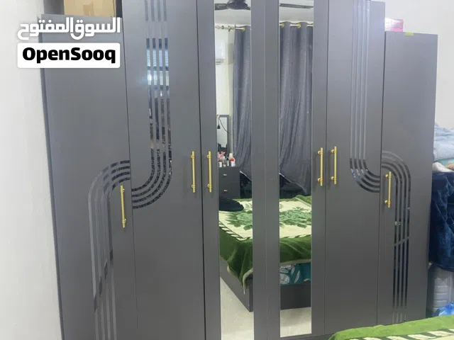 كنتور تركي 6 أبواب نظيف وبحالة جيدة