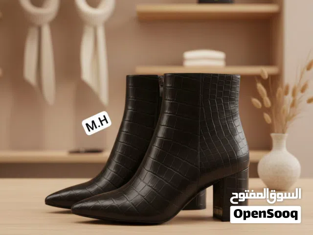 Other With Heels in Casablanca