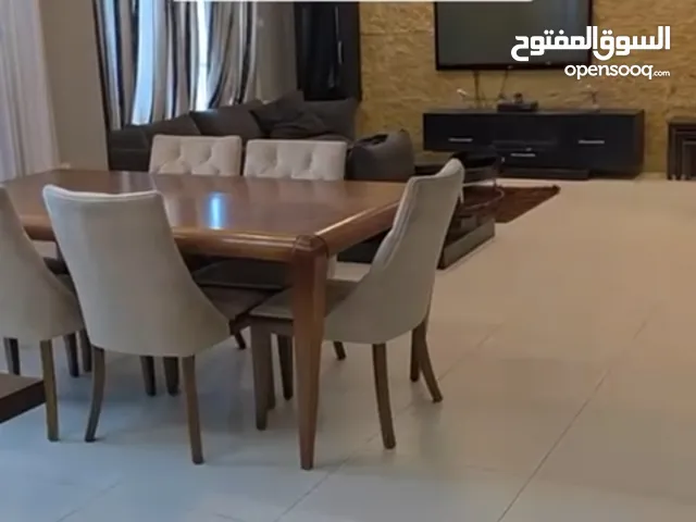 200 m2 3 Bedrooms Apartments for Sale in Ramallah and Al-Bireh Al Masyoon