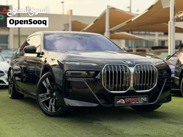 2023 بي ام دبليو الفئة 7 740i xDrive