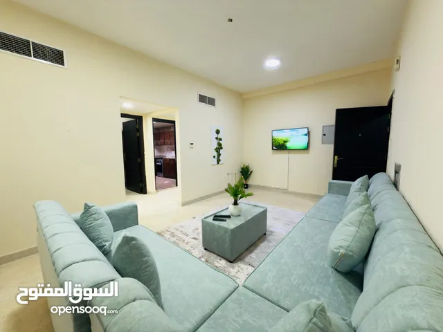 z9 غرفه وصاله مفروش بالروضه 3-بجوار فندق ايوان وشارع عمار وسهل المخرج لدبي -موقع مميز 3800 شامل