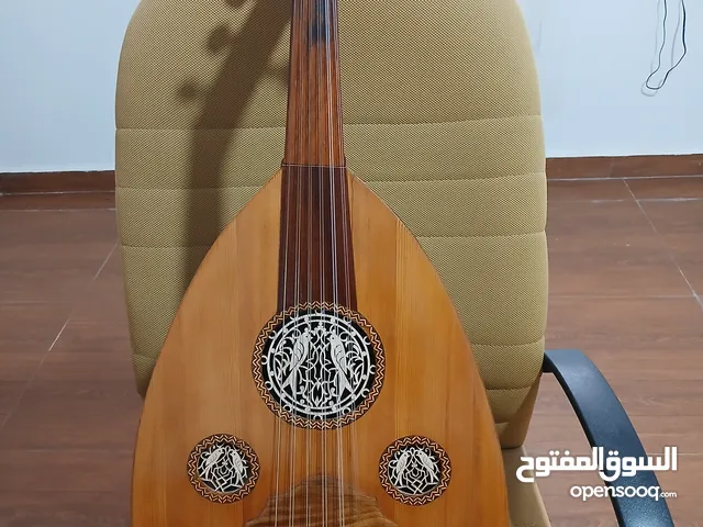 عود للبيع فئة احترافي الة موسيقية