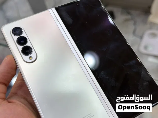هاتف Samsung Galaxy fold 3 بدون ضرييه ل مصر بسعر ممتاز