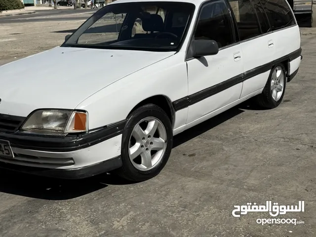 Used Opel Omega in Madaba