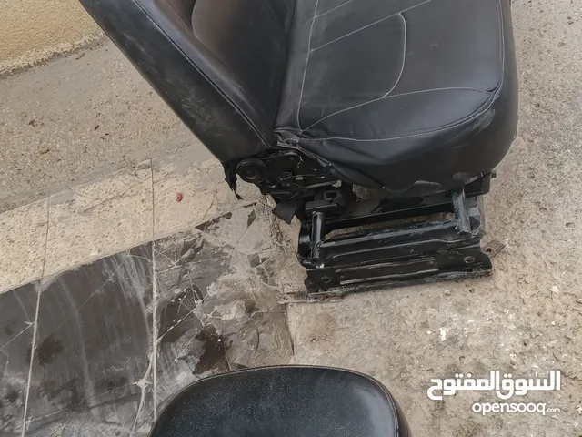 كرسي باص استركس نفخ بحال الوكاله مادبا