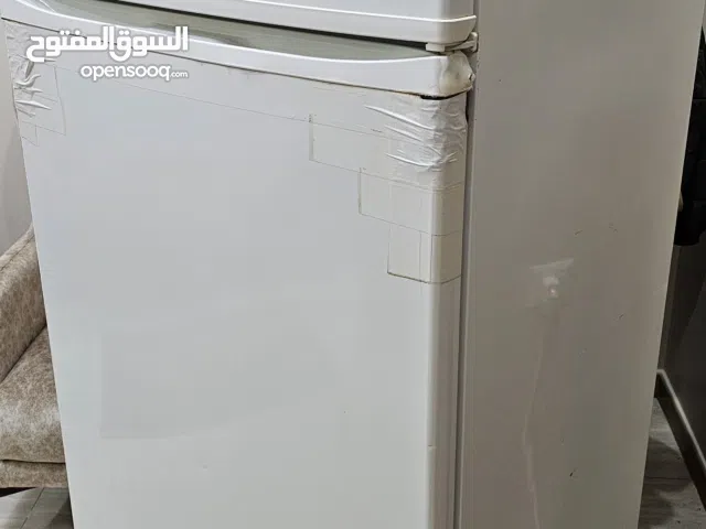 ثلاجة أريستون أصلية