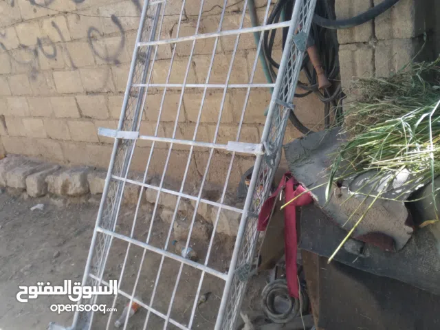 سله او شبك ينفع لاي سياره نضيف