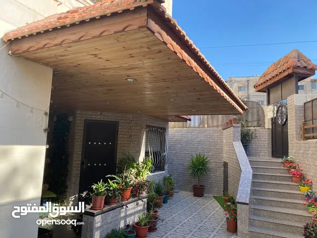 194m2 3 Bedrooms Apartments for Sale in Irbid Isharet Al Darawshe