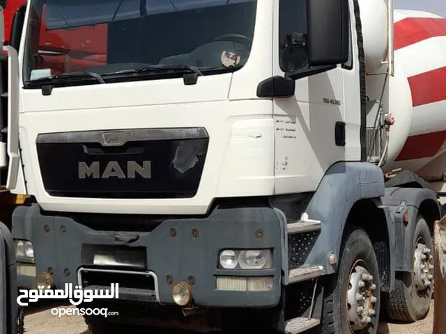 Concrete Mixer Man 2015 in Al Ain