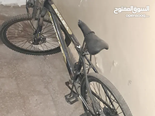 البسكليت جديد شريتو اسبوعين و وقع و نقطع الجنزير و ايدين البركات و سريع جدا ي