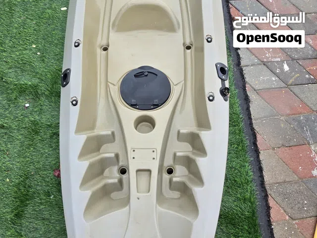 مجموعة كاياك متنوعة للبيع(يحتاج تصليح)
