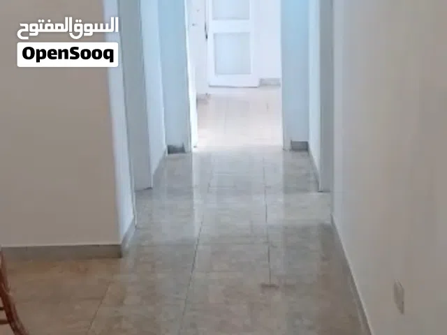 شقة للبيع الدور الاول تقع في زاوية الدهماني عقارات الادخار - خالصة