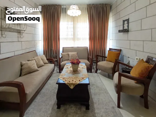 140 m2 2 Bedrooms Apartments for Rent in Ramallah and Al-Bireh Um AlSharayit